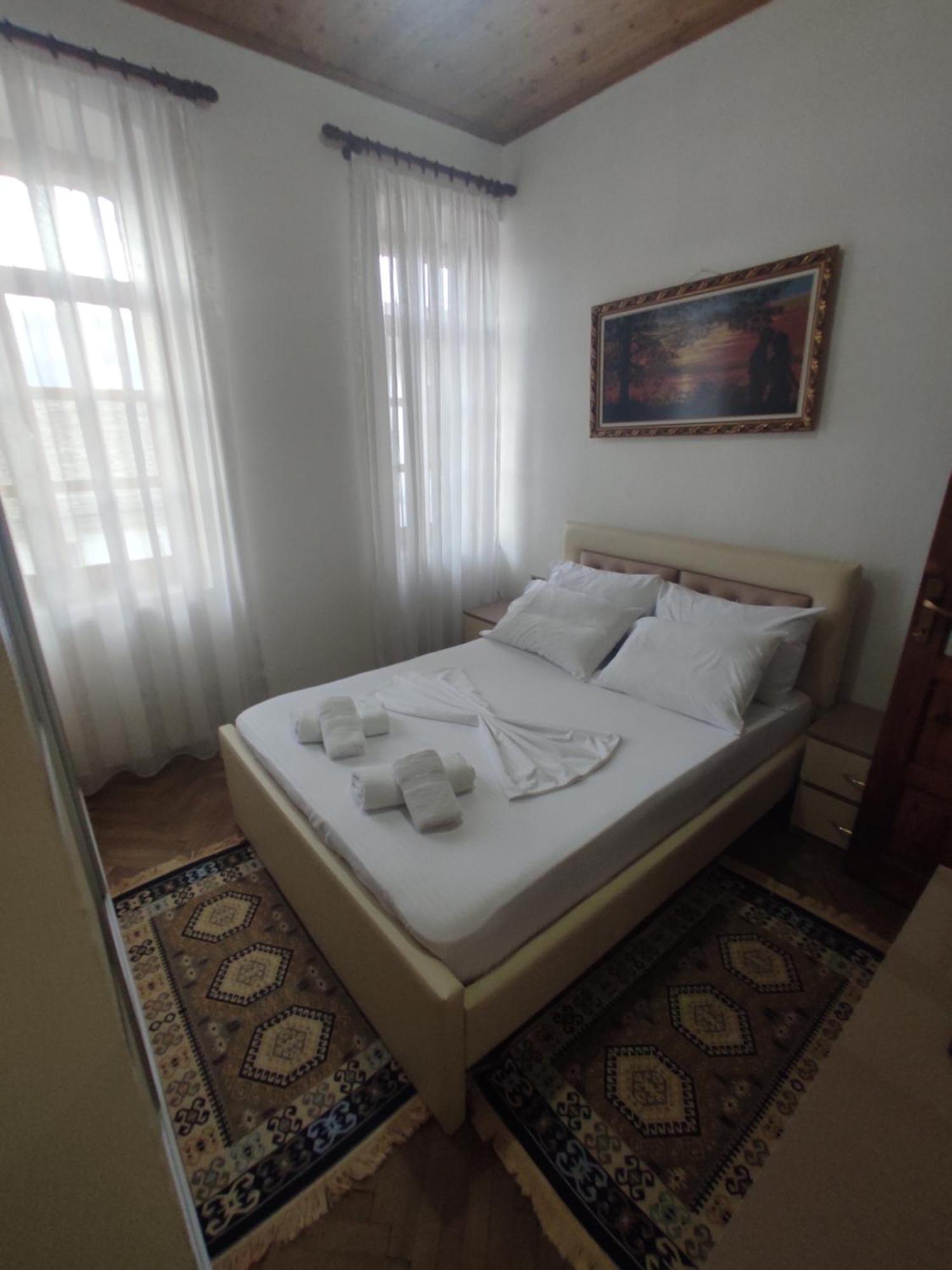 Xheison Apartment Гірокастра Екстер'єр фото
